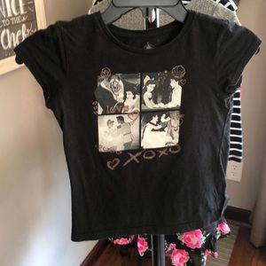 Disney shirt 5/$25 when bundled